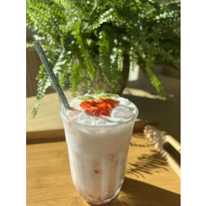 Kung Fu Jordbær Smoothie